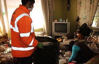 Kardeşinin evinden gelen kokuya daha fazla dayanamadı