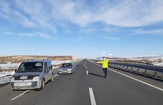 Kars’ta trafik denetimleri sürüyor