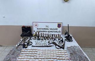 Kastamonu jandarma ekipleri çok sayıda tarihi eser...