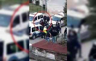 Kavgayı ayırmaya gelen polislere küfür edenler...