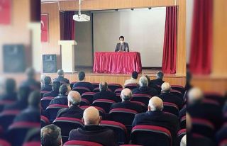 Kaymakam İnam muhtarlarla buluştu