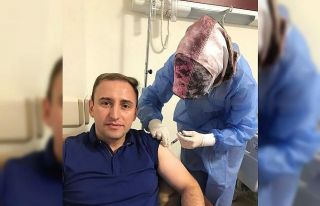 Kaymakam Mutlu Covid-19 aşısının ilk dozunu yaptırdı