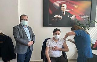 Kaymakam Öztaş aşı oldu