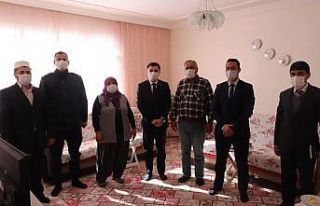 Kaymakam Sarı şehit ailelerinin dualarıyla göreve...