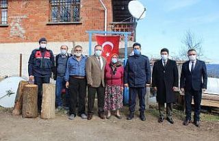 Kaymakam Türköz şehit ailelerini yalnız bırakmıyor