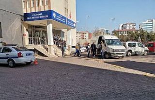 Kayseri polisinden 21 adrese eş zamanlı operasyon