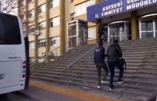 Kayseri’de FETÖ/PDY operasyonu: 6’sı asker 21...
