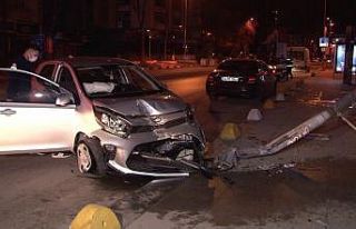 Kaza yapan sürücü kız arkadaşının yaralandığını...