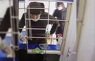 Kazakistan’da hırsızlar mikrokredi ofisini benzin...
