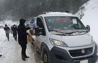 Kazdağları’nda dağ evlerinde mahsur kalan 30...
