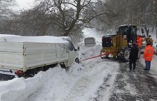 Kazdağları’nda kar yağışı devam ediyor