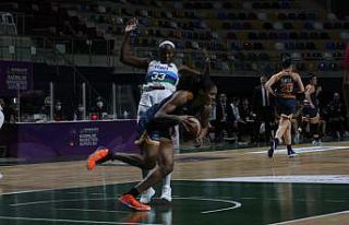 KBSL: İzmit Belediyespor: 58 - ÇBK Mersin Yenişehir...
