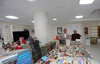 Kepez’in kitap bağış kampanyasına rekor bağış