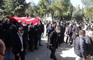 Kıbrıs gazisi devlet töreniyle son yolculuğuna...