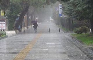Kırklareli’nde sağanak etkili oluyor