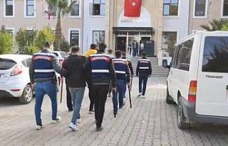 Kızıltepe’de jandarma ekipleri firari 4 zanlıyı...