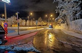 Kocaeli’de yol açma ve tuzlama çalışmaları...