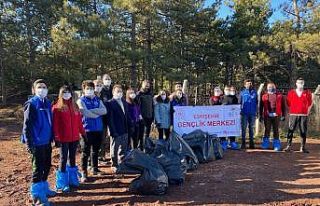 Kokakır ormanlık alanında yine çöp temizliği...