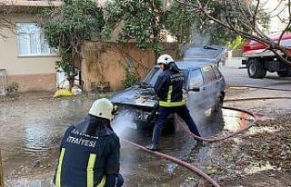 Kontağı çevirdi, otomobil alev aldı