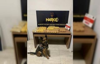 Konya’da polisin operasyonunda 23 kilo eroin ele...