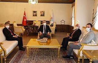 KOP Başkanı Şahin, Belediye Başkanı Savran’ı...