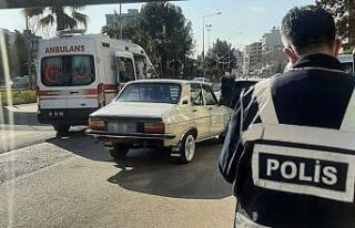 Koronalı hasta sokağa çıkma kısıtlaması gününde...