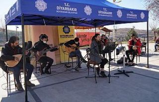 ’Küçede Sanat Var’ etkinliği Eğil sokaklarında