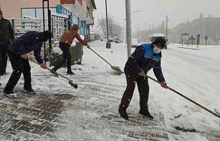 Kuluncak’ta yoğun karla mücadele