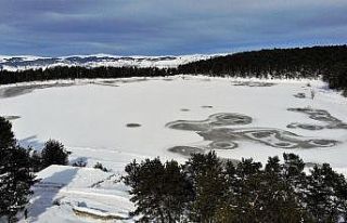 Kurt Gölü buz tuttu