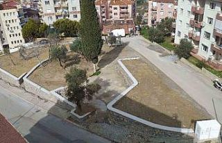 Kuşadası baharı yeni parklarla karşılayacak