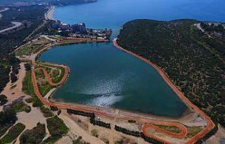 Kuşadası Belediyesi Adagöl’ü baştan sona yeniledi