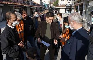 Kuşadası’nda esnafa dış cephe desteği