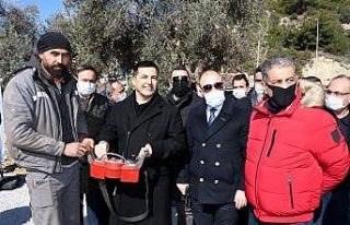 Kuşadası’nda taziye evi ve park alanının temeli...