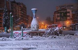 Kütahya’da kar yağışı nedeniyle okullar yeniden...