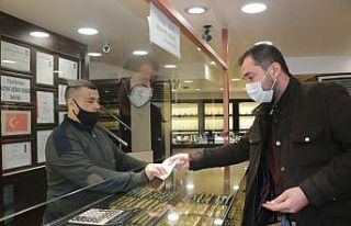 Kuyumcunun verdiği fazla 10 bin 800 lirayı iade...