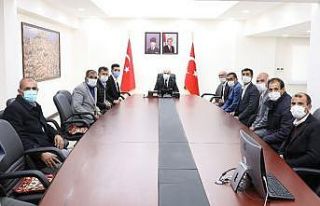 Mardin Valisi Demirtaş, muhtar heyetini kabul etti