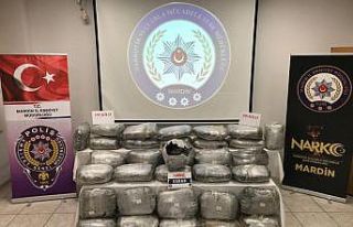 Mardin’de iş makinasına gizlenmiş 195 kilo uyuşturucu...