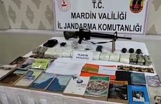Mardin’de teröristlerin inlerine girildi