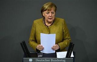 Merkel’den Almanya’daki kısıtlamaların gereğinden...