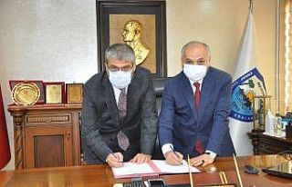 Mersin ESOB ile Tarsus Üniversitesi arasında işbirliği...