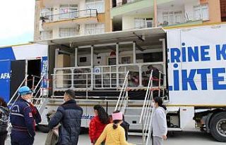 Mersin’de çocuklara deprem simülasyon tırında...