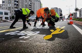 Mersin’de yaya geçitleri görme engellilere uygun...
