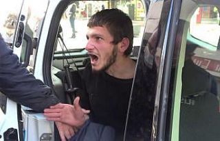 Metruk binaya giren şüpheli, polislere ’dayılandı’