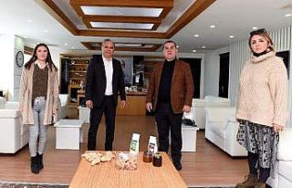 Muratpaşa’da şifa kaynağı zencefil üretimi...