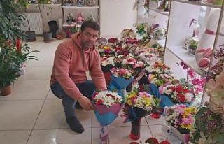 Muş’taki çiçekçilerde “14 Şubat” yoğunluğu