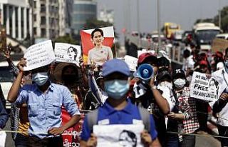 Myanmar’da askeri darbe karşıtı protestolarda...