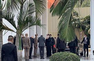 Myanmarlı yetkililer, Tayland’da görüşmelerde...