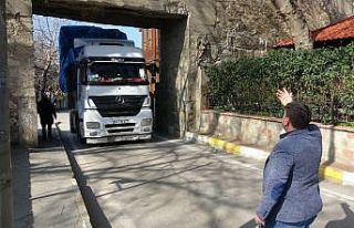 Navigasyona inandı, Sinop Kalesi’ne takıldı