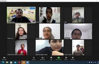 ’’Öğreniyorum, öğretiyorum ve zekamı geliştiriyorum’’