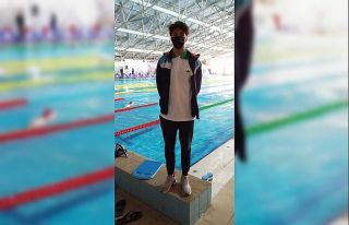 Osmangazili kulaçtan altın madalya